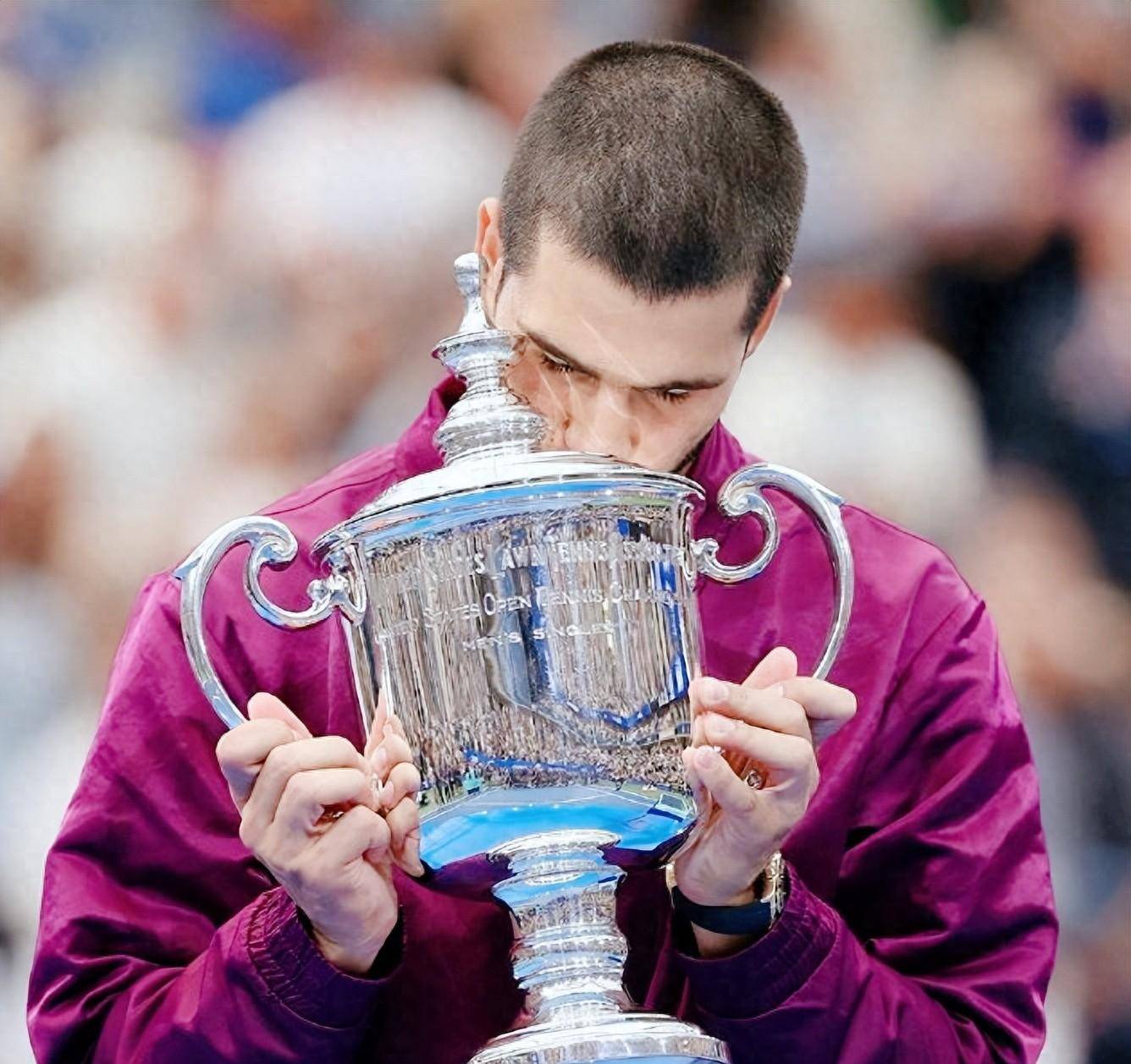 开云体育官网-美国网球队强势澳大利亚网球队，阿尔卡拉斯高光表现