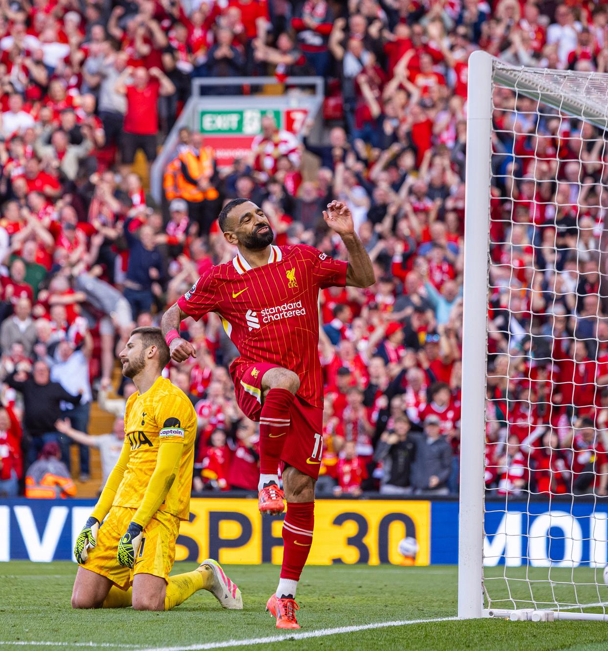 包含利物浦逆转巴黎，苏亚雷斯关键制胜的词条