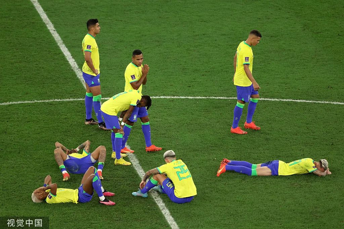 荷兰碾压韩国，内马尔爆发神勇