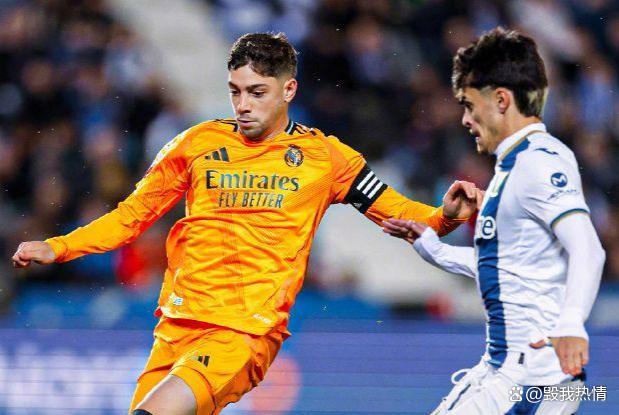 开云sport-高尔夫官方公布最新积分榜，悬念再起