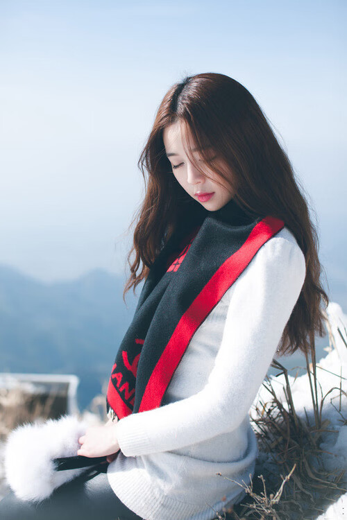 开云体育入口-足球的量子纠缠，迪马利亚爆发与勒沃库森封锁红牛的战术映射