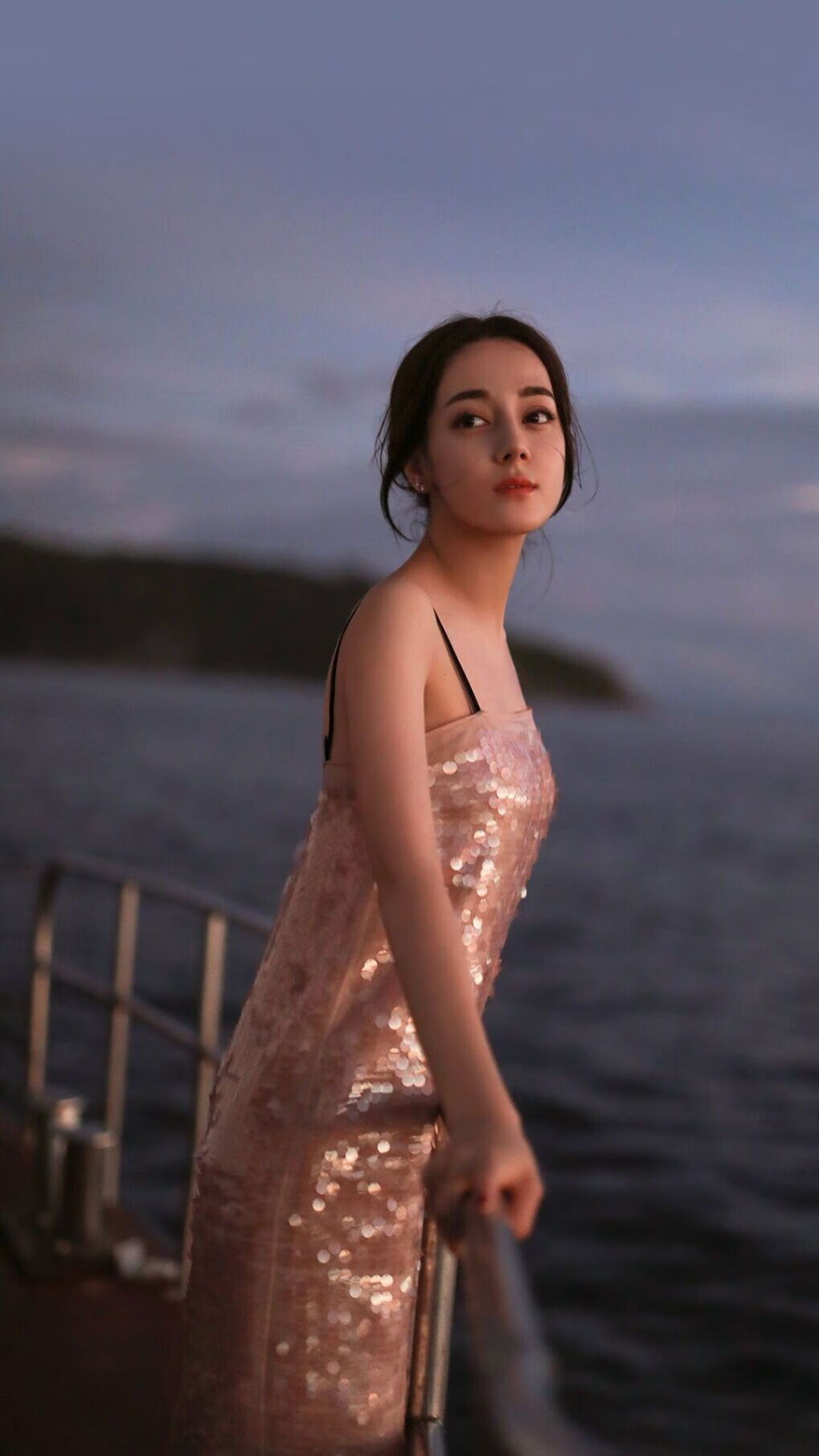 平行宇宙的绿茵爆炸,当伊拉克国家队数据降维打击曼联,拉亚如何成为虚幻友谊赛的宇宙中心?